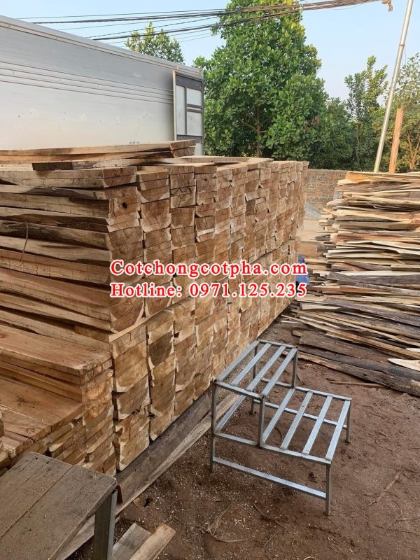 Xà gồ gỗ giá rẻ tại Hà Nội