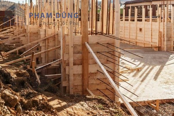 Cột Chống Cốt Pha Tại Phú Thọ